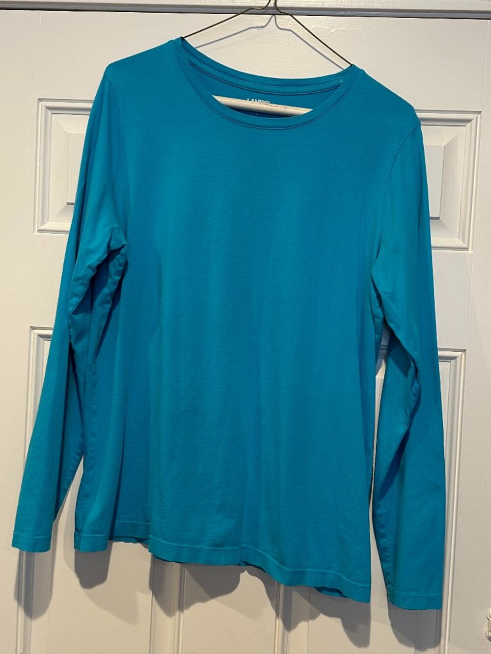 long sleeve crew neck garden Tee